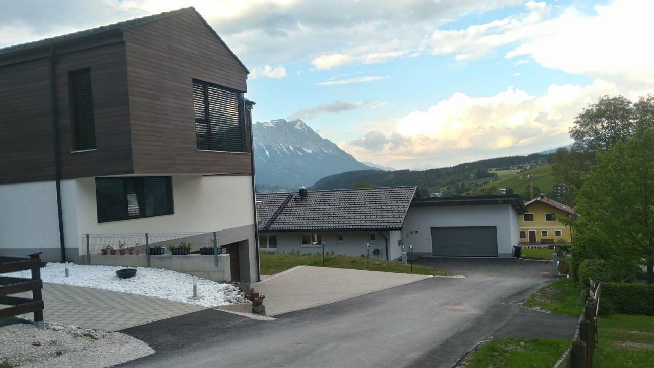Dream House Apartment Grobming Exterior foto